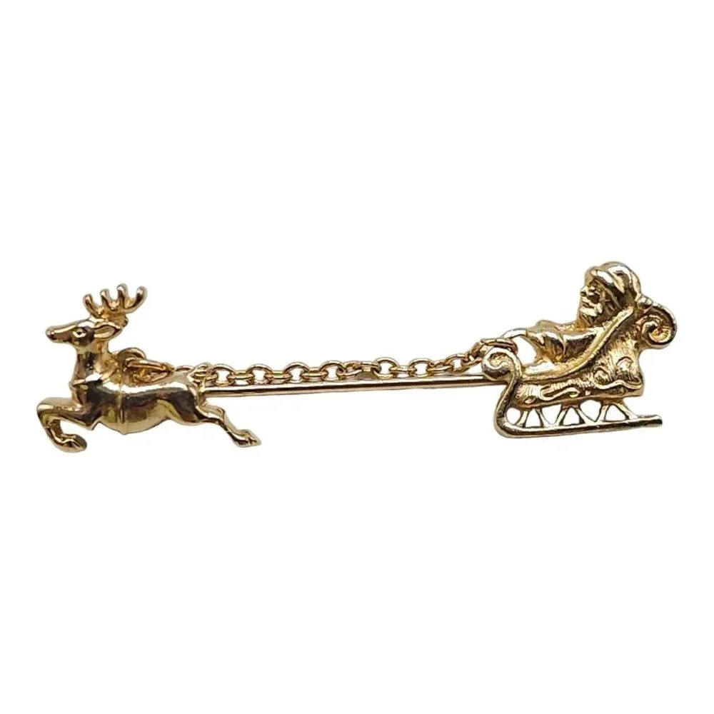 Avon Santa in Sleigh with Reindeer Lapel Hat Stick Pin Gold Tone Vintage
